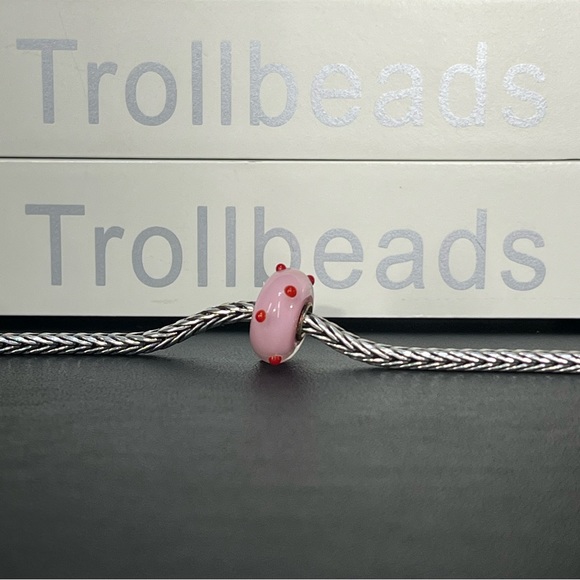 Trollbeads Retired Polka Dot Bead- 61162 - Picture 1 of 7